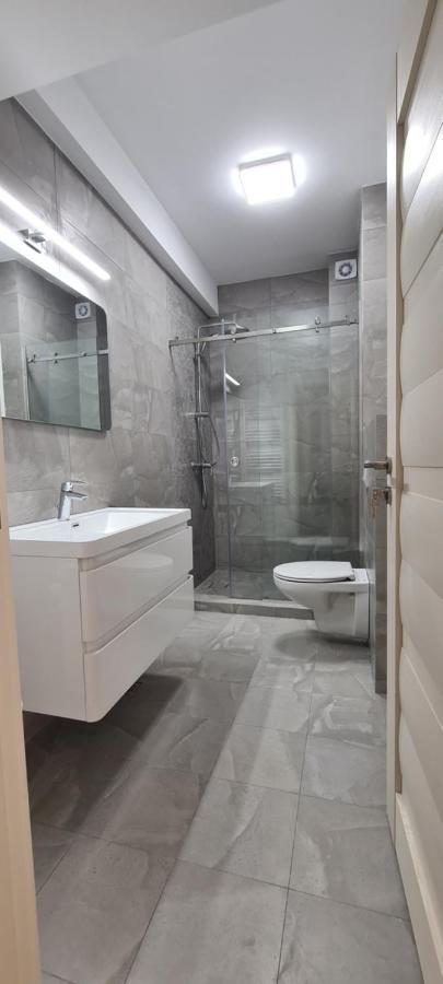Aless 1 Mamaia